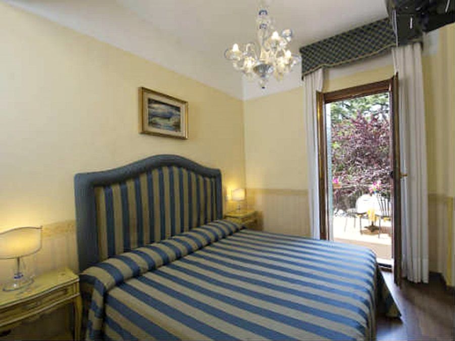 Hotel Villa Edera Venedik-Lido Dış mekan fotoğraf