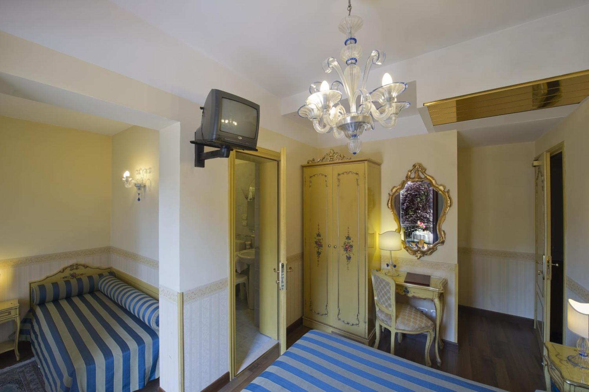 Hotel Villa Edera Venedik-Lido Oda fotoğraf