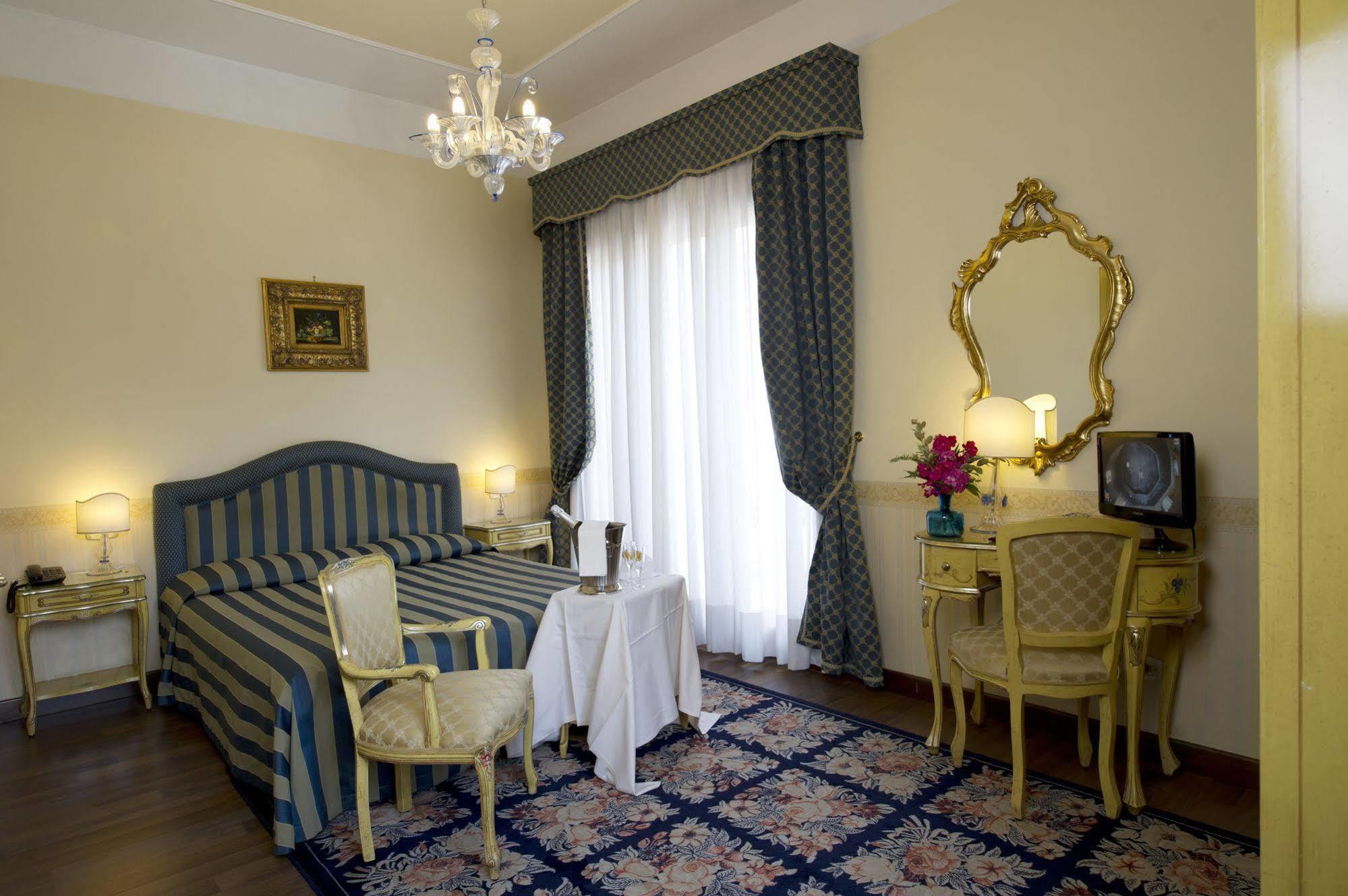 Hotel Villa Edera Venedik-Lido Dış mekan fotoğraf